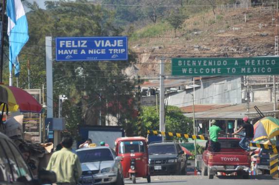 Fronteira da Guatemala com o México, chegando à América do Norte! (em La Mesilla)